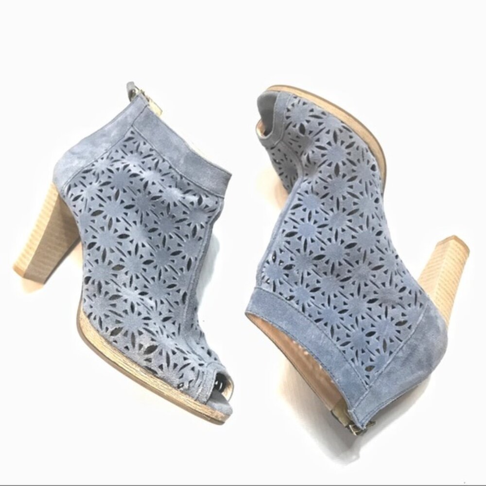 Browns Suede cut out peep toe booties Sz 8